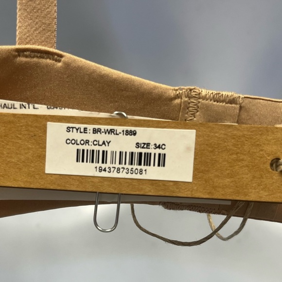 SKIMS T-shirt Demi Bra - Picture 5 of 9